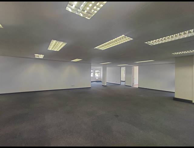 360M² OFFICE TO LET IN BRYANSTON